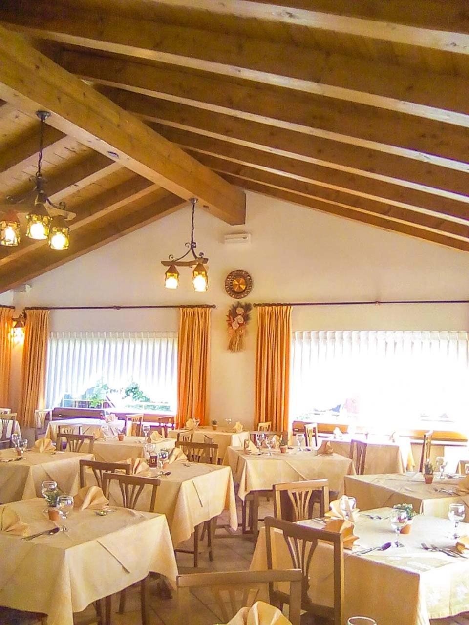 Albergo Larese Auronzo di Cadore Exterior photo